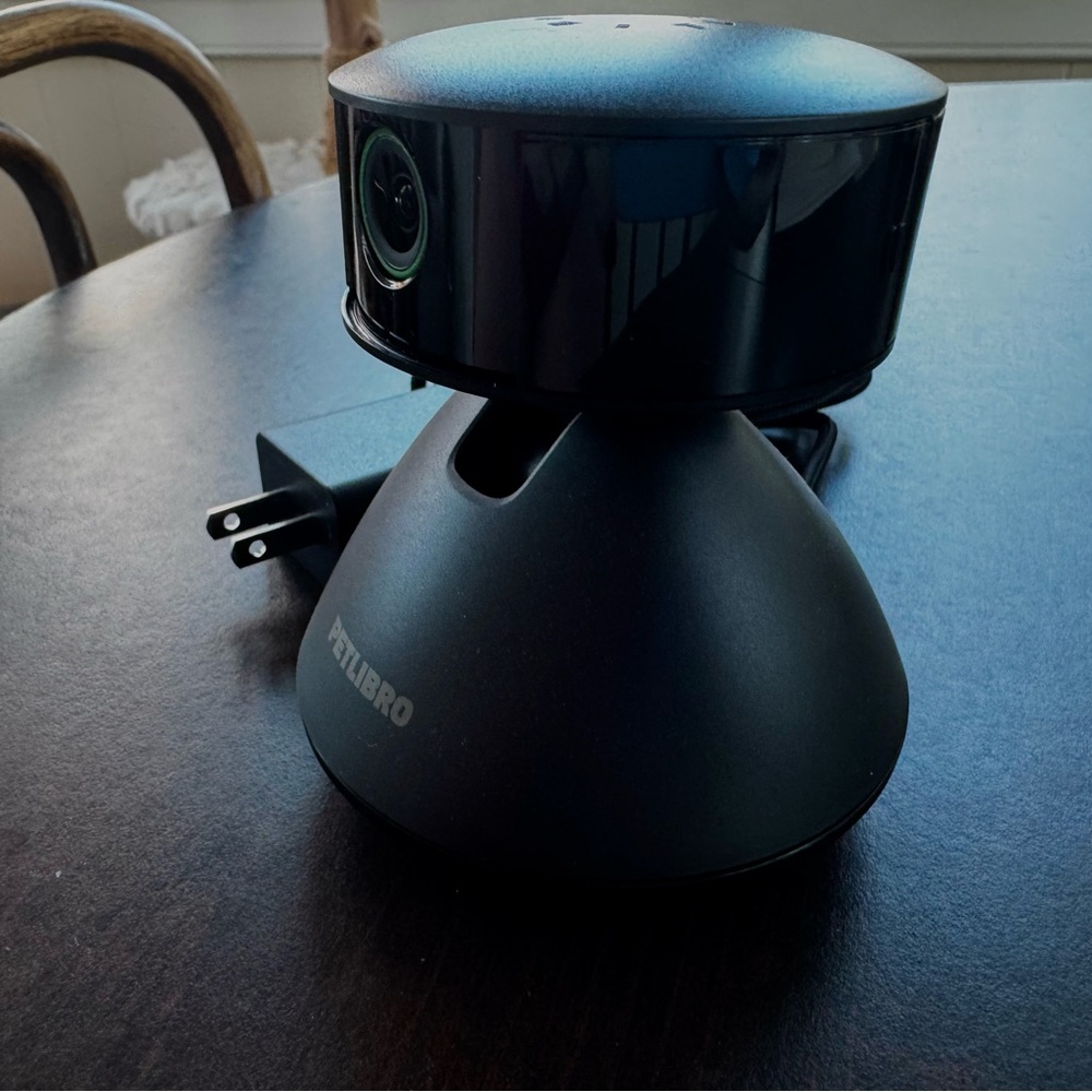 PetLibro Scout AI Camera - Picture 2 of 5
